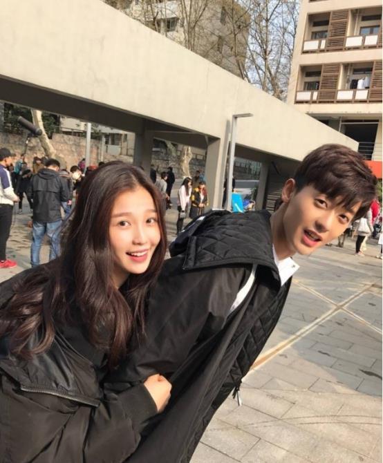 娱乐圈吃瓜年鉴是真的吗,揭秘年度热点事件真相